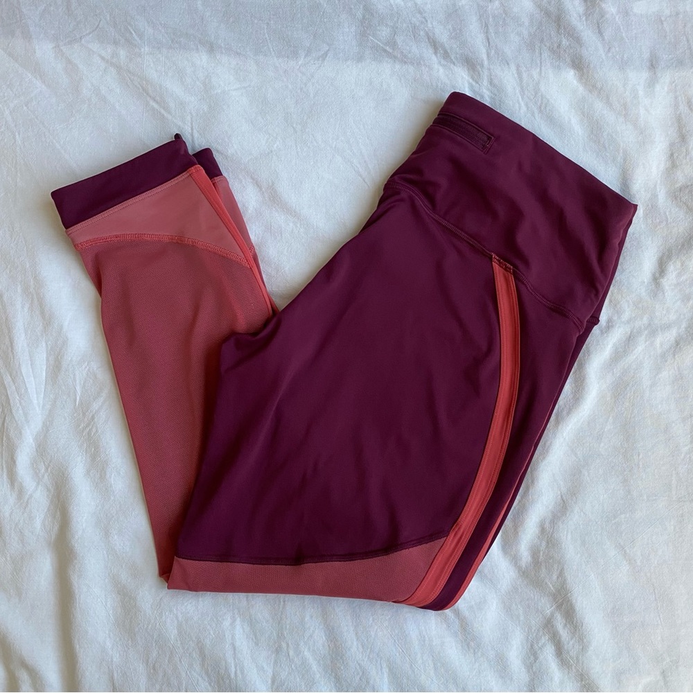 Lululemon Zip The Line Crop Leggings 23”, Size 12